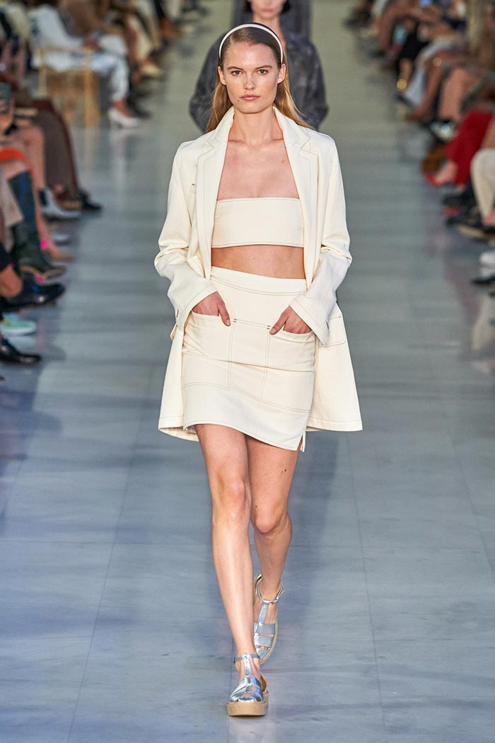 00028-Max-Mara-Milan-Spring-2022-RTW-Credit-Alessandro-Lucioni-GORUNWAY