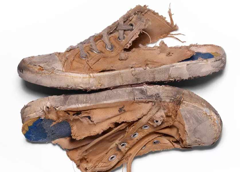 Balenciaga Selling Used Sneakers Balenciaga Selling Used Sneakers