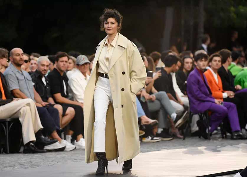 AMI Showcases its Spring/Summer 2023 Collection in Montmartre