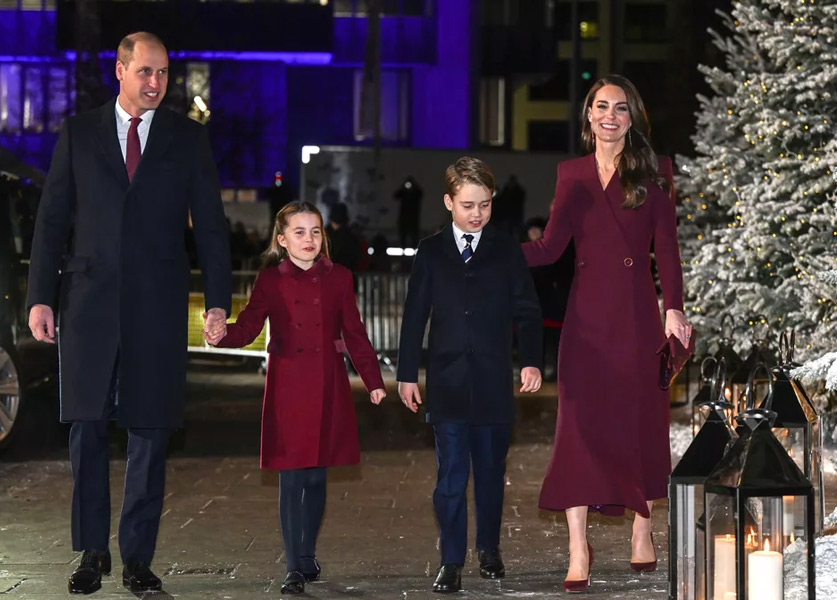 Kate Middleton and her Family Appear in Matching Outfits for Christmas Concert