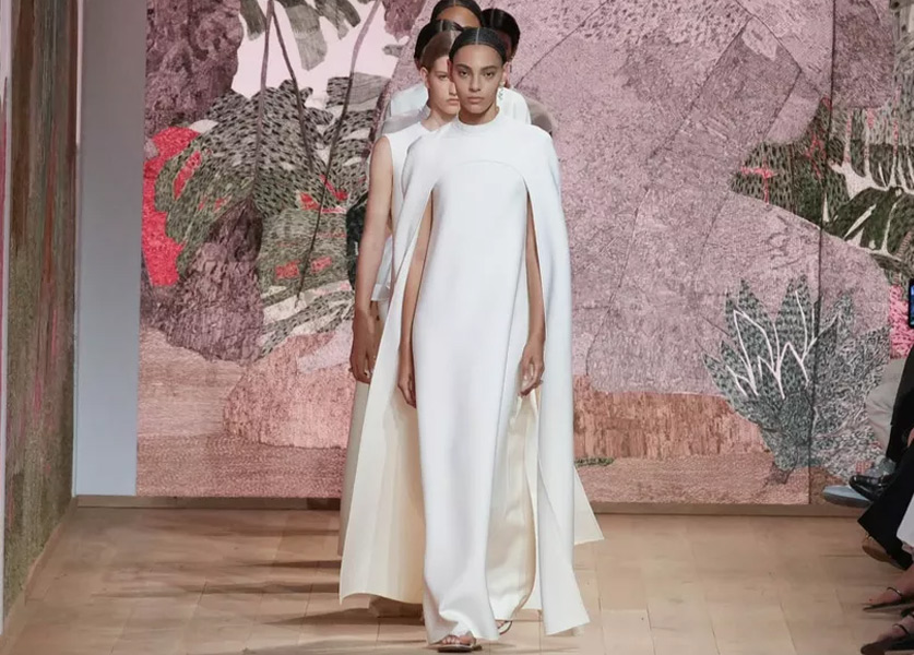 تطريزات أنيقة تزيّن أزياء ديور Dior للخياطة الراقية لخريف وشتاء 2024