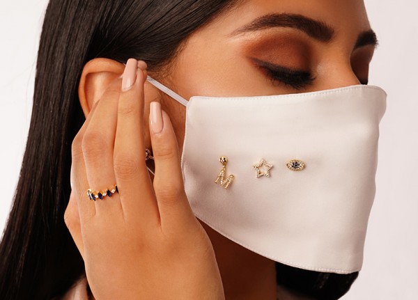 This accessory will level up your facemask 