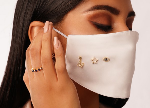 This accessory will level up your facemask