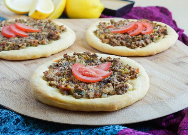 Saudi pizza with meat Saudi pizza with meat