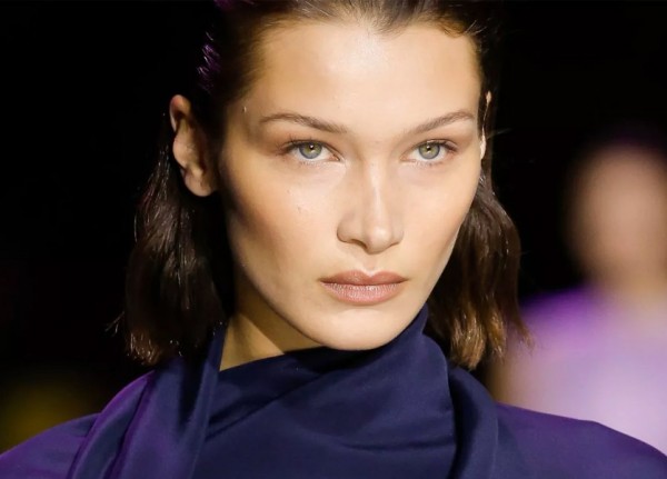 Skinny Brows: The Unexpected Beauty Trend Bella Hadid Wants To Bring ...