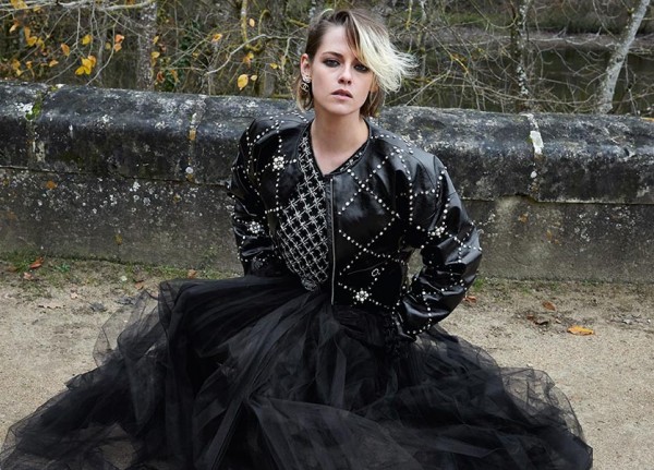 Behind The Scenes Of Chanel’s Métiers d’art 2021 Campaign With Kristen Stewart