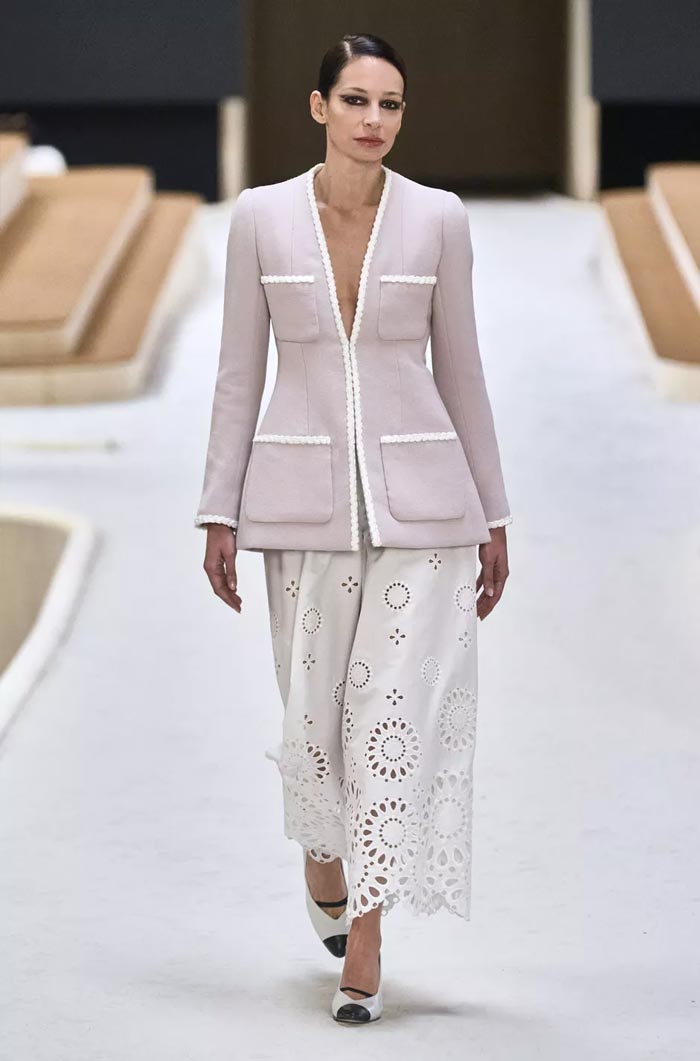 Chanel Spring Summer 2022 - Couture