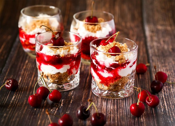 Cherry Cheesecake Cups