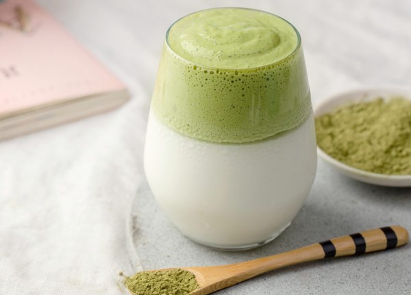 The Dalgona coffee with matcha