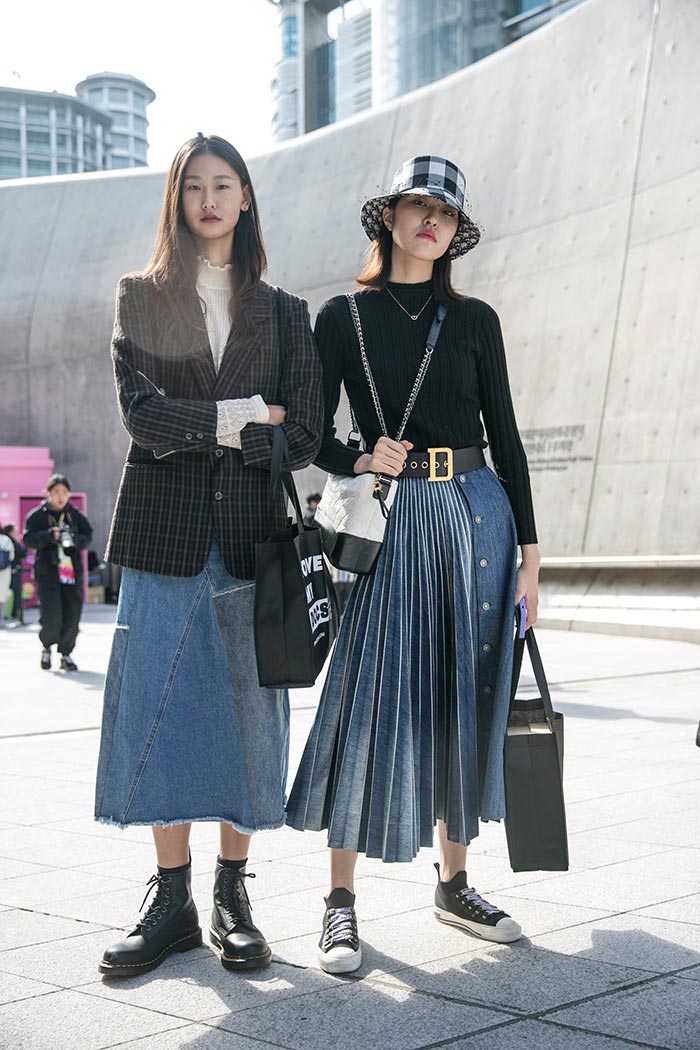 Denim Skirt Streestyle