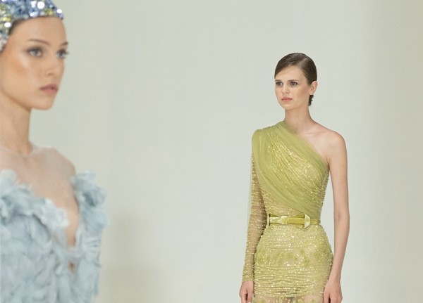Elie Saab Channels Hope In Fall/Winter 2021/2022 Couture Collection