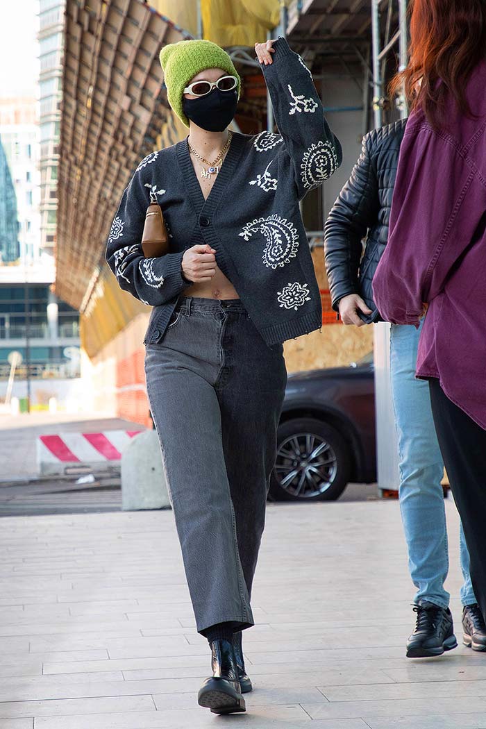 two tone jean outfit