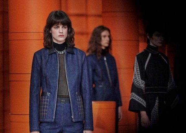 Hermès ترسل رسالة صمود من خلال مجموعة خريف وشتاء 2021