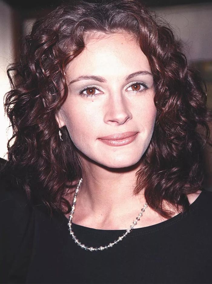 Julia Roberts Make Up Base