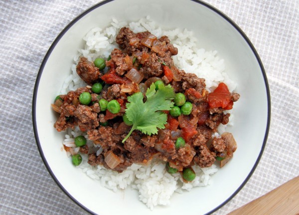 Minced meat with peas, the Indian way