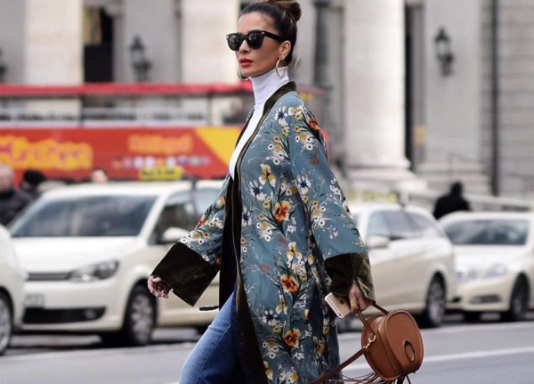 How To Wear The Printed Kimono In style This summer 