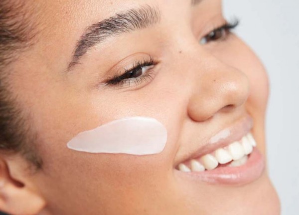 Here Is Why You Should Incorporate Lactic Acid Into Your Beauty Routine Here Is Why You Should Incorporate Lactic Acid Into Your Beauty Routine