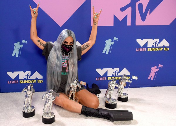 ليدي غاغا تسيطر على حفل جوائز MTV VMAs هذا العام