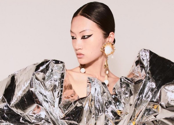 Two Makeup Trends We Spotted On Day One Of Paris Couture Fashion Week