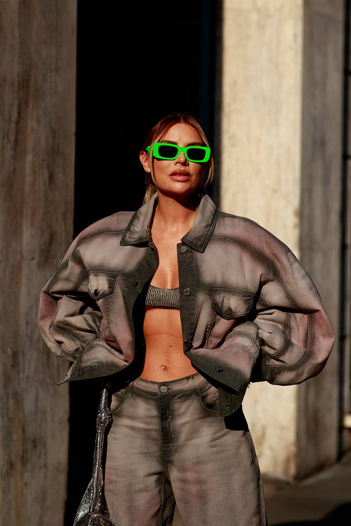 Milan-Fashion-Week-Spring-2022-Street-Style-Colorful-Sunglasses-(1)