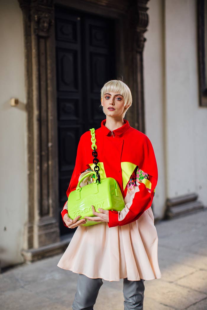 Milan-Fashion-Week-Spring-2022-Street-Style-Furla-Recandy-bag-(1)