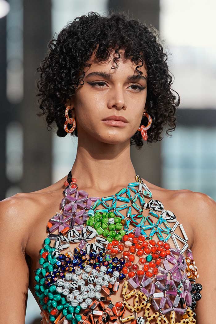 5 Gorgeous Jewelry Trends From the Spring 2022 Runways - Special Madame ...