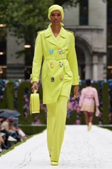 Moschino - Ready-to-Wear Spring / Summer 2022