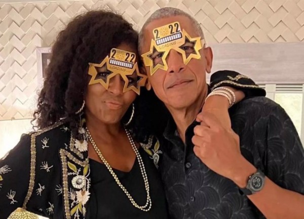 Happy New Year From The Obamas!