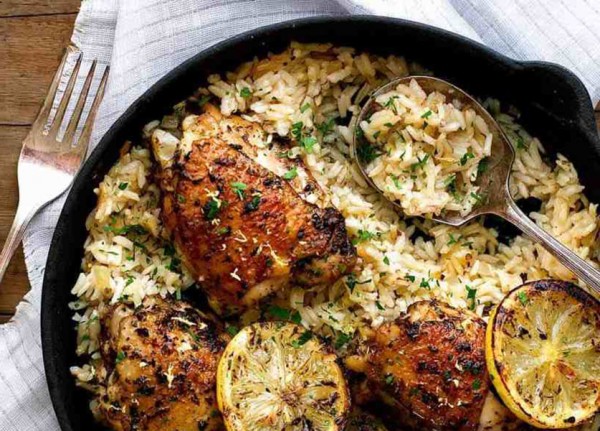 The Greek chicken and rice with lemon 
