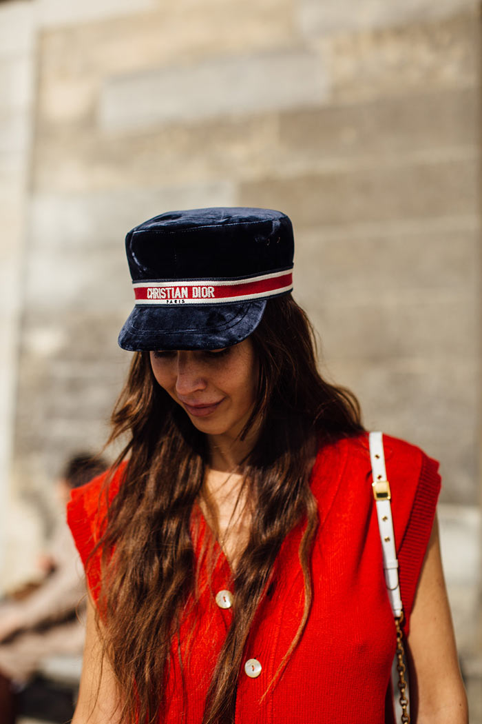Paris-Fashion-Week-SS22-Street-Style-Baseball-Cap-(1)