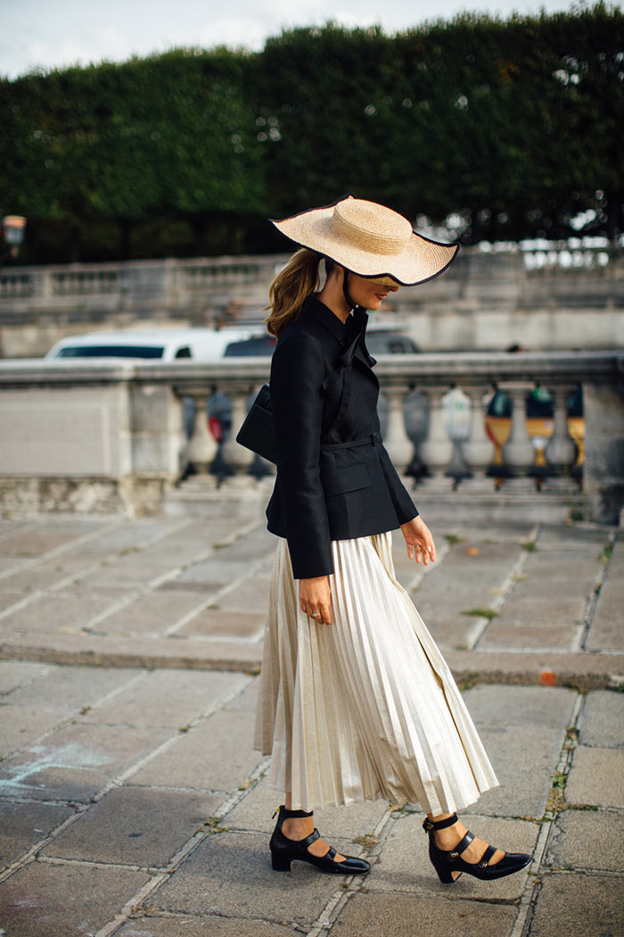 Paris-Fashion-Week-SS22-Street-Style-Straw-Hat