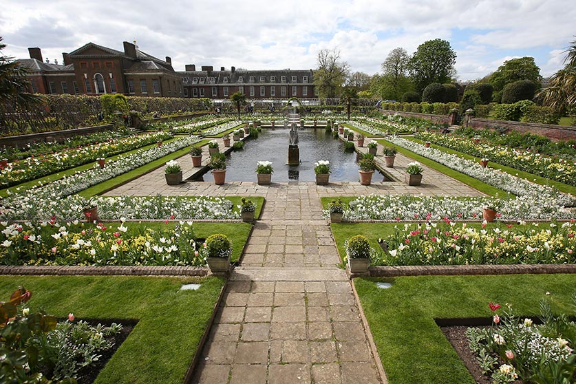 Princess-Diana's-garden-at-Regent-Gardens-in-Scotland