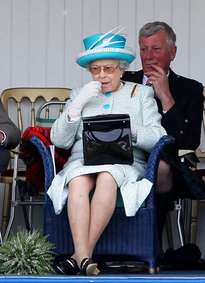Queen Elizabeth’s Favorite Handbag