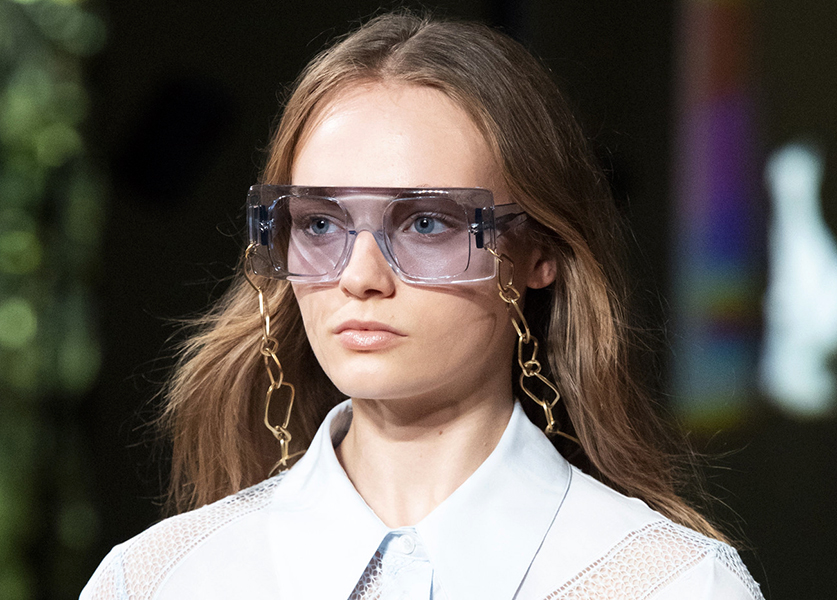 Oversized Sunglasses: A Bold Move Towards Summer 2020 - Special Madame ...