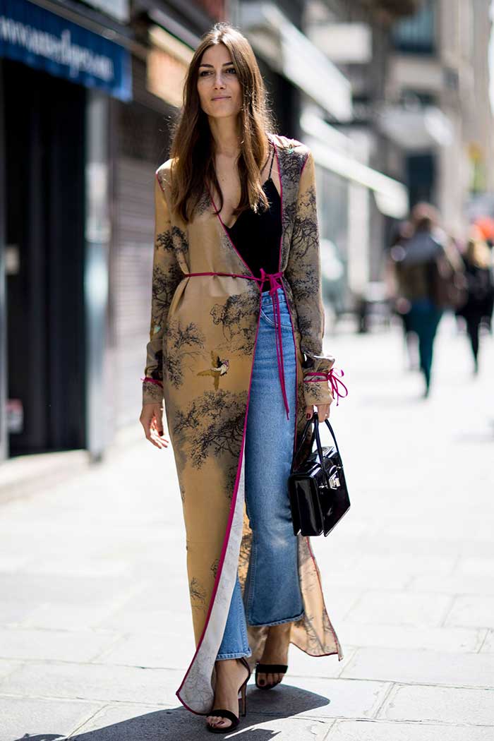 Street-Style-Paris-Fashion-Week-kimono