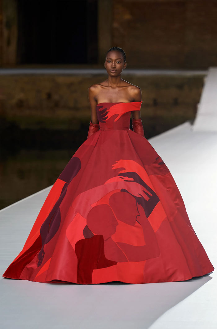 Valentino Fall 2021 Haute Couture Show 