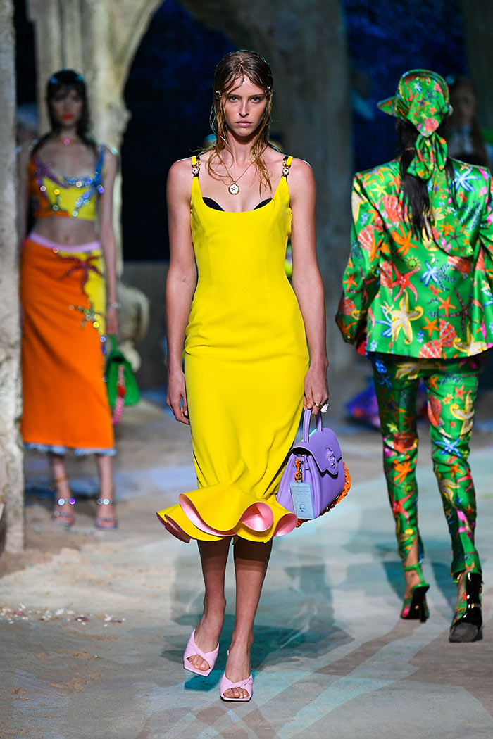 Versace-RTW-SS21