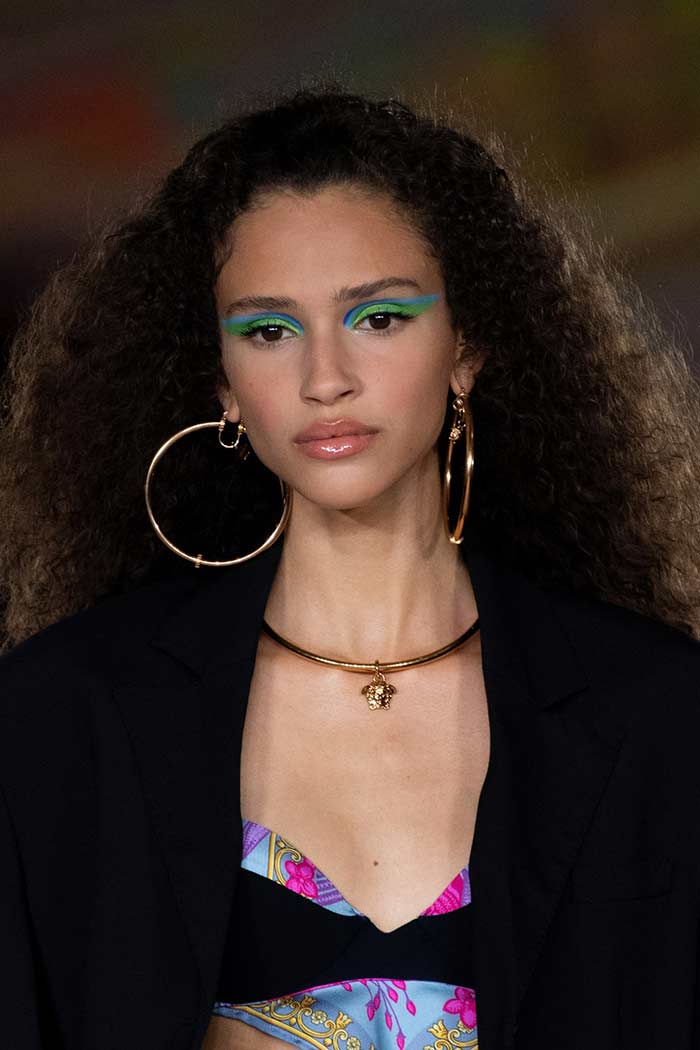 Versace-Spring-2022-jewelry-oversized-earrings