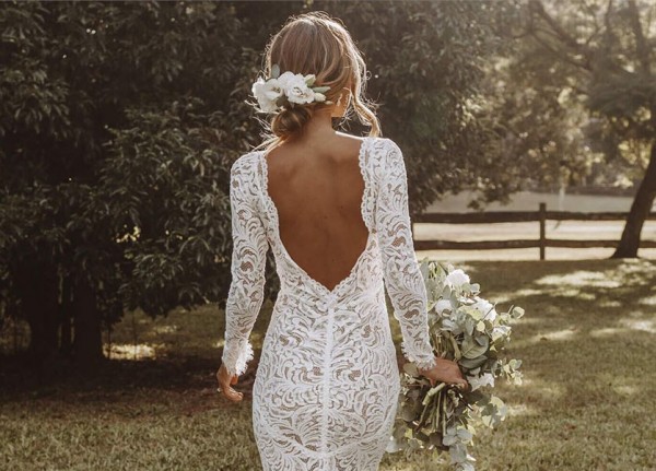 Our Favorite Long-sleeved Wedding Dresses This Season