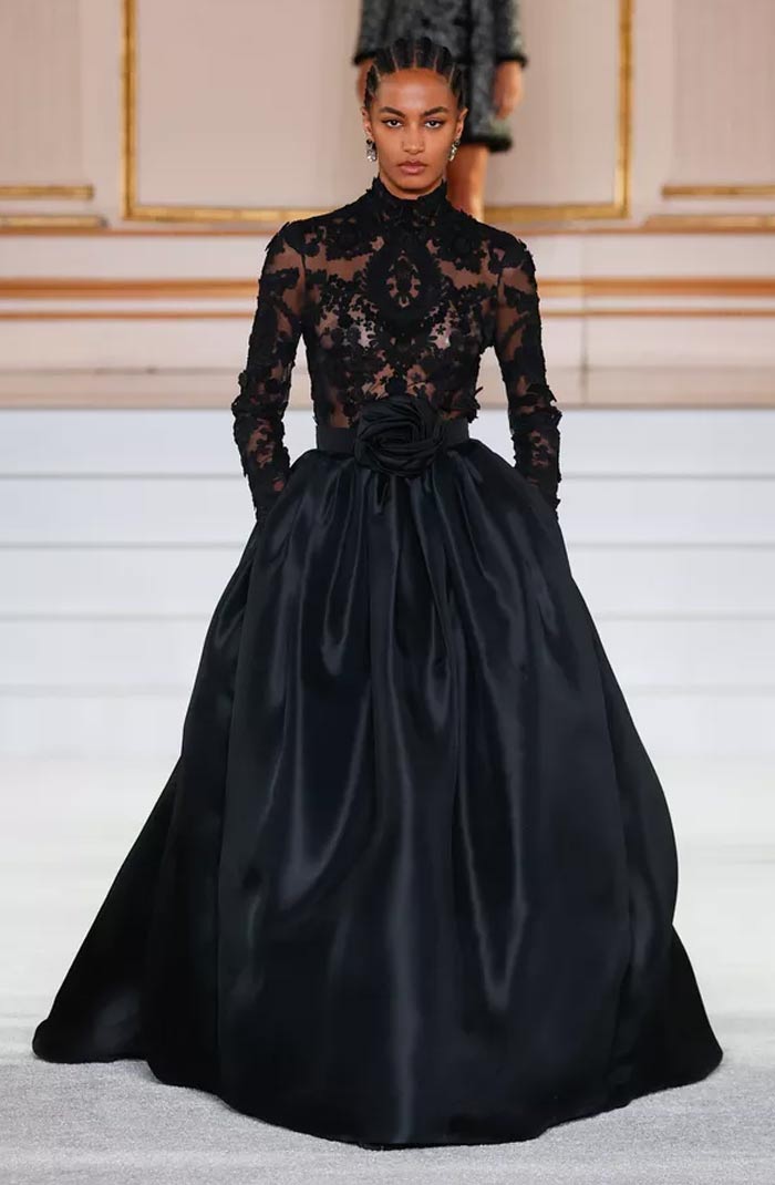 Carolina Herrera Ready-To-Wear Fall/Winter 2023/2024 - Special Madame ...