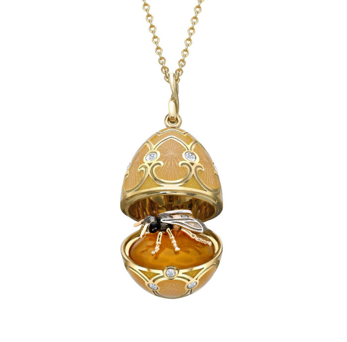 FABERGÉ Unveils ‘BEE SURPRISE’ LOCKET: Exceptional Partnership with Prince Albert II of Monaco Foundation