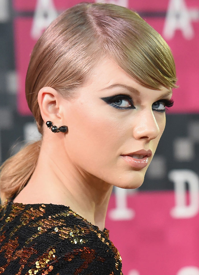 taylorswift-cat-eyes