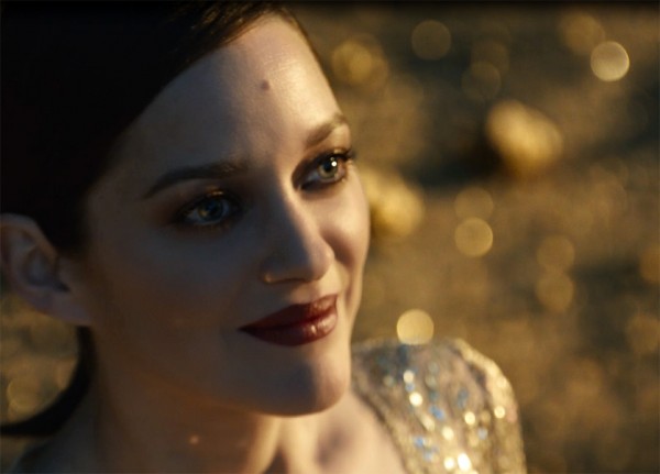 Marion Cotillard dances on the moon for Chanel N°5 new campaign