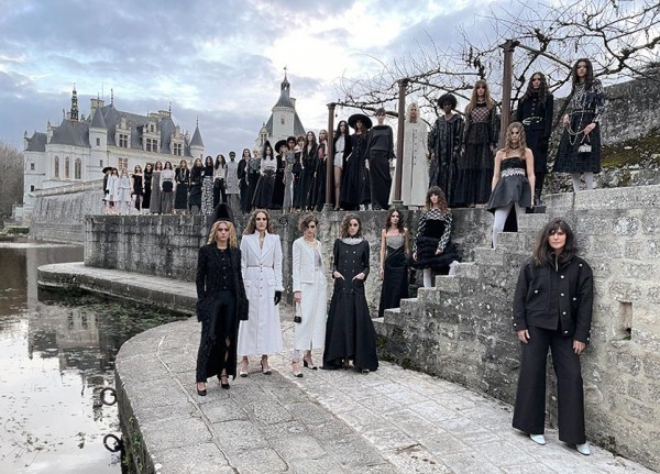 Chanel Takes Over French Castle To Unveil Its Métiers D’Art 2020 Collection