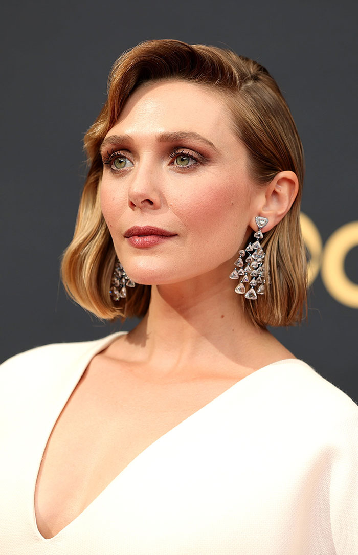 elizabeth-olsen-emmy-awards-2021