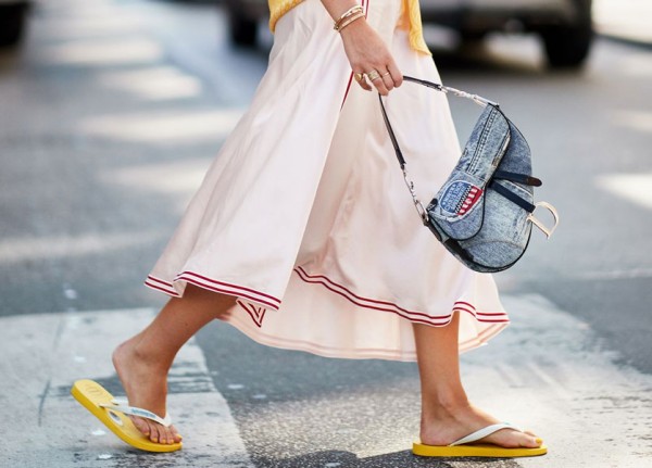How to Wear Flip-flops This Summer?