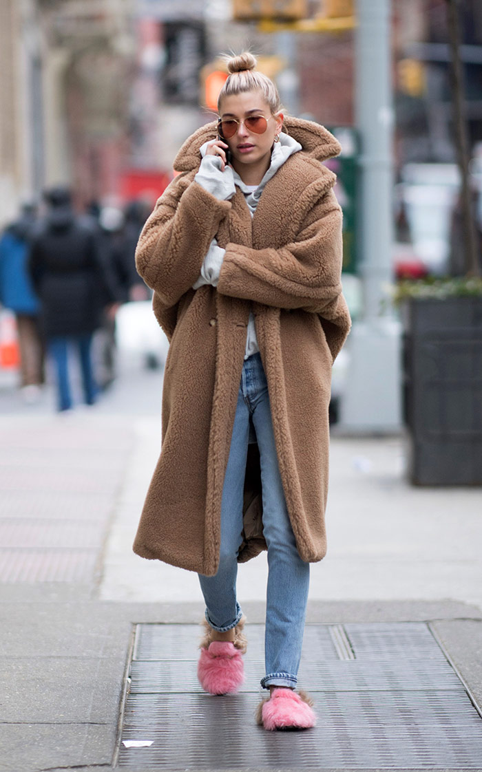 hailey-bieber-in-maxmara-teady-coat