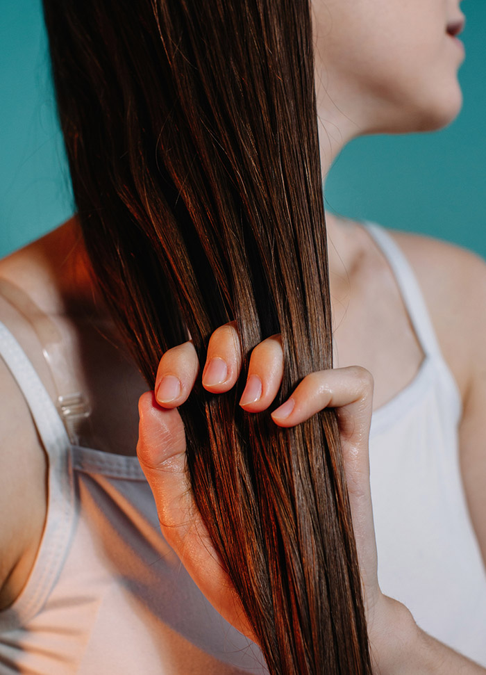 hair-frizz-GettyImages-1191013266