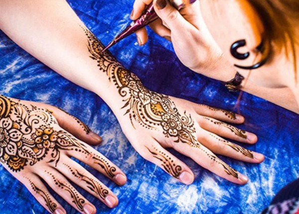 These Stunning Henna Designs Are A Treat To The Eyes