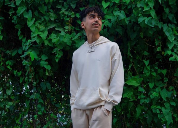 Lacoste Highlights Ramadan Traditions with Dyler & Hessa Alajaji and Maha Jaafar Lacoste Highlights Ramadan Traditions with Dyler & Hessa Alajaji and Maha Jaafar